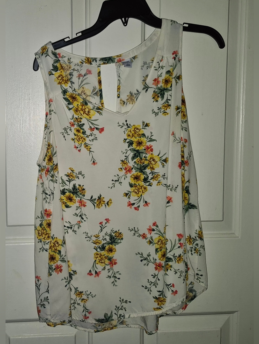 Old Navy Cream Floral Keyhole Tank with Yellow Blooms